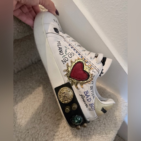 DOLCE & GABBANA DG Logo Heart Pearl Logo Low Top Sneaker PORTOFINO White Gold 7W - Picture 3 of 13